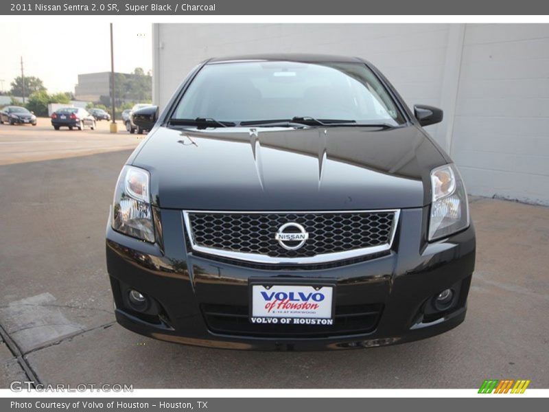 Super Black / Charcoal 2011 Nissan Sentra 2.0 SR