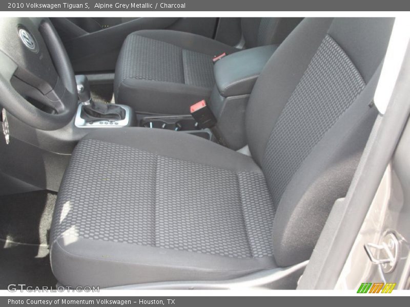 Alpine Grey Metallic / Charcoal 2010 Volkswagen Tiguan S