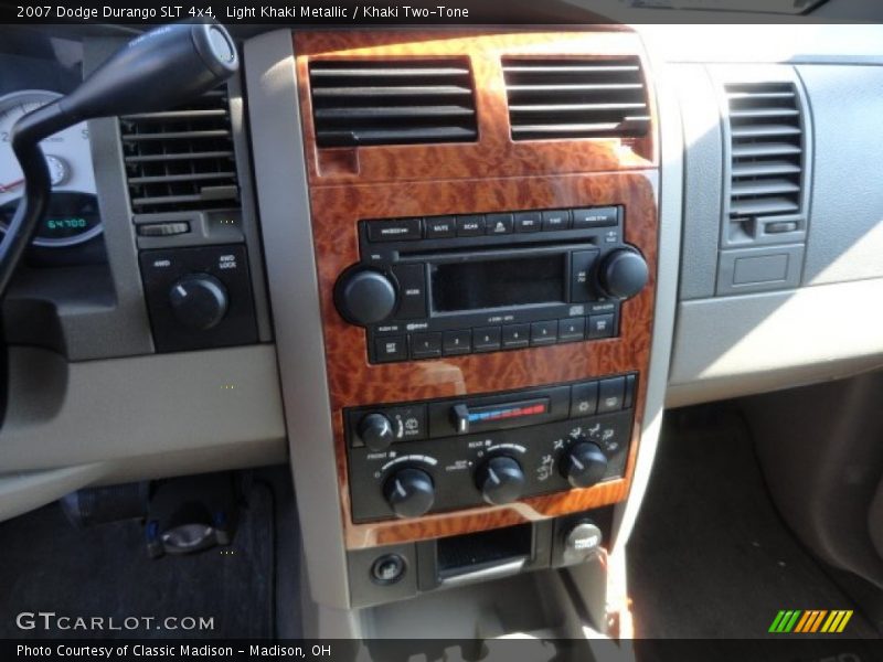 Light Khaki Metallic / Khaki Two-Tone 2007 Dodge Durango SLT 4x4