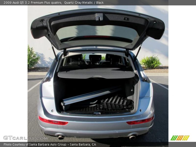 2009 Q5 3.2 Premium Plus quattro Trunk