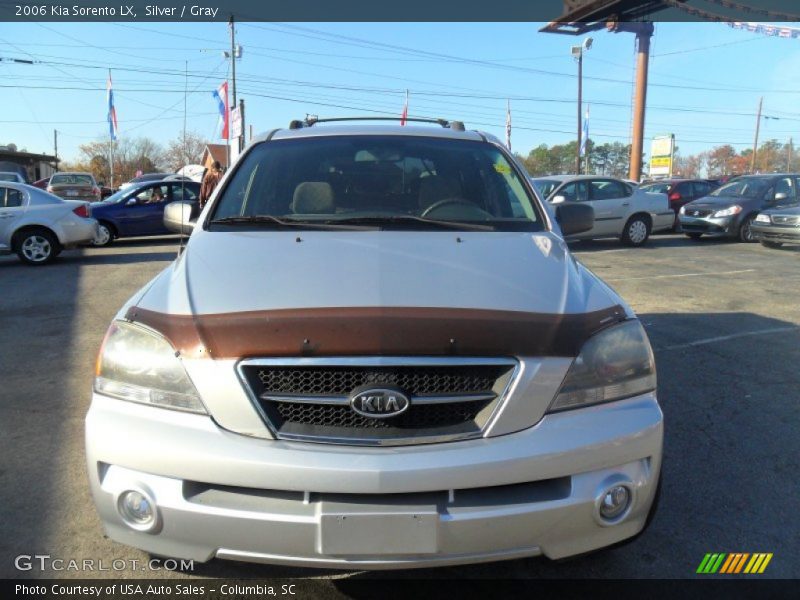 Silver / Gray 2006 Kia Sorento LX