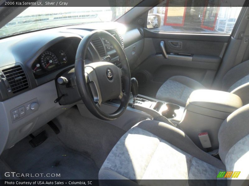 Silver / Gray 2006 Kia Sorento LX