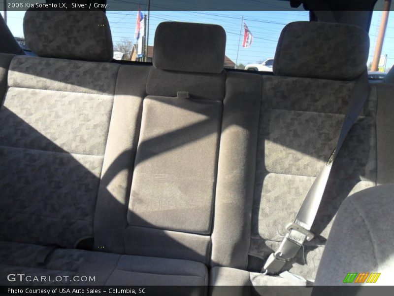 Silver / Gray 2006 Kia Sorento LX