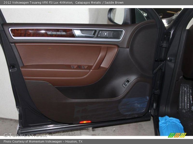 Door Panel of 2012 Touareg VR6 FSI Lux 4XMotion
