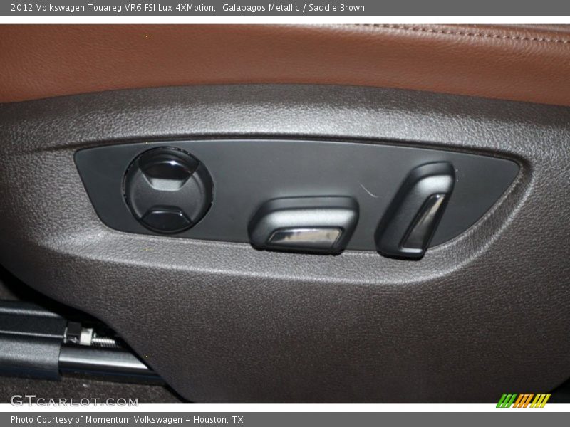 Controls of 2012 Touareg VR6 FSI Lux 4XMotion