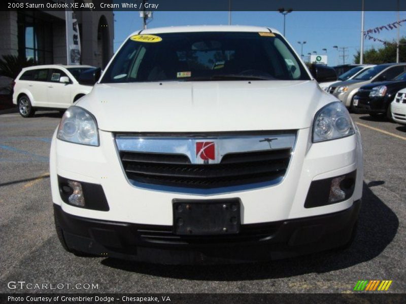 Cream White / Gray 2008 Saturn Outlook XE AWD