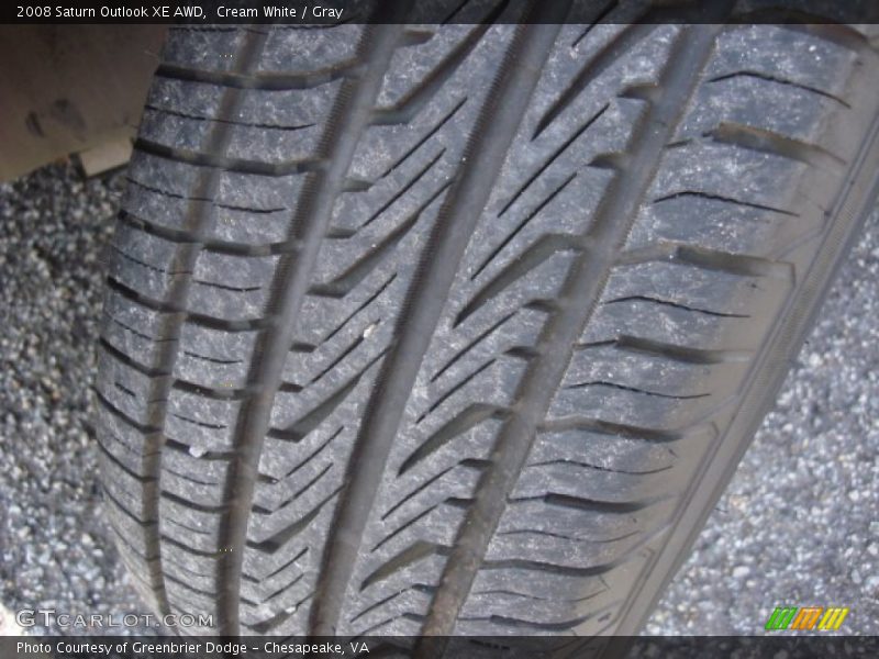 Cream White / Gray 2008 Saturn Outlook XE AWD
