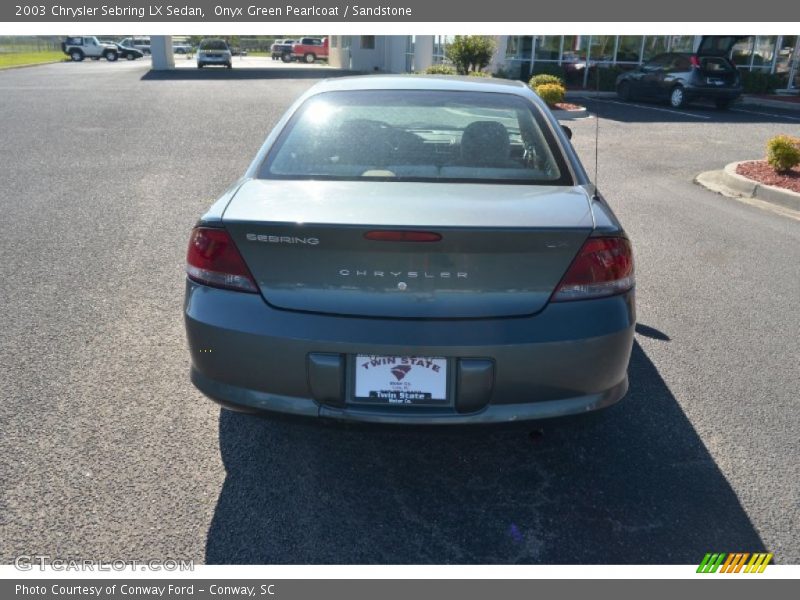 Onyx Green Pearlcoat / Sandstone 2003 Chrysler Sebring LX Sedan