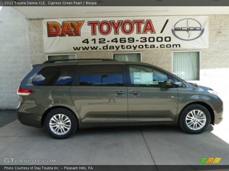Cypress Green Pearl / Bisque 2012 Toyota Sienna XLE