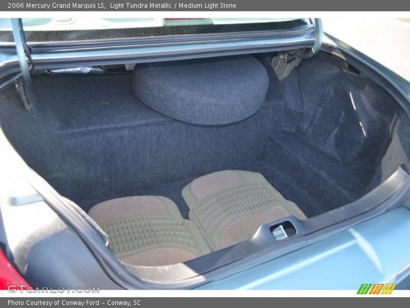 Light Tundra Metallic / Medium Light Stone 2006 Mercury Grand Marquis LS