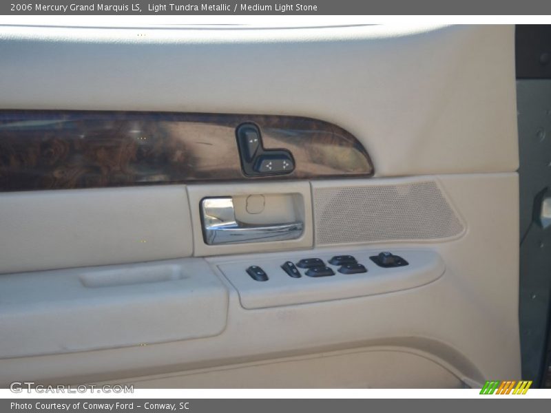 Light Tundra Metallic / Medium Light Stone 2006 Mercury Grand Marquis LS