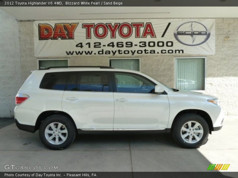 Blizzard White Pearl / Sand Beige 2012 Toyota Highlander V6 4WD