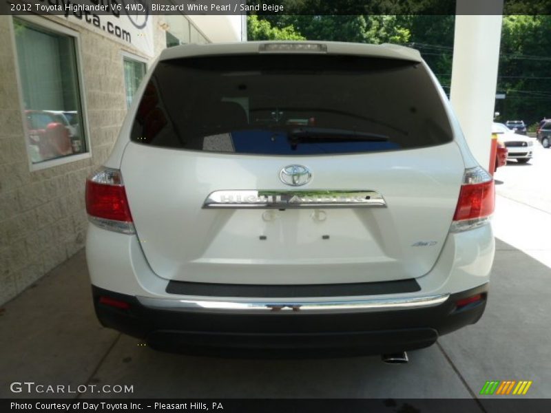 Blizzard White Pearl / Sand Beige 2012 Toyota Highlander V6 4WD