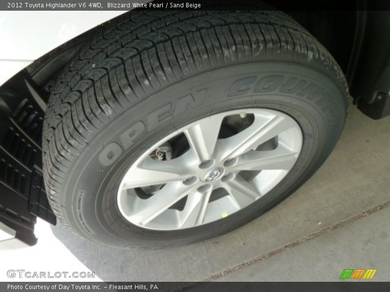 Blizzard White Pearl / Sand Beige 2012 Toyota Highlander V6 4WD