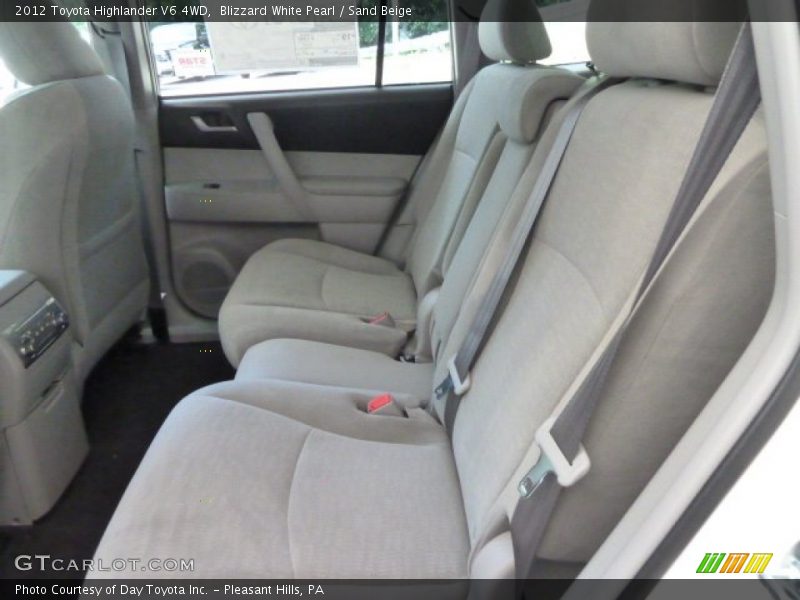 Blizzard White Pearl / Sand Beige 2012 Toyota Highlander V6 4WD