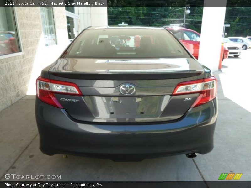 Magnetic Gray Metallic / Black 2012 Toyota Camry SE