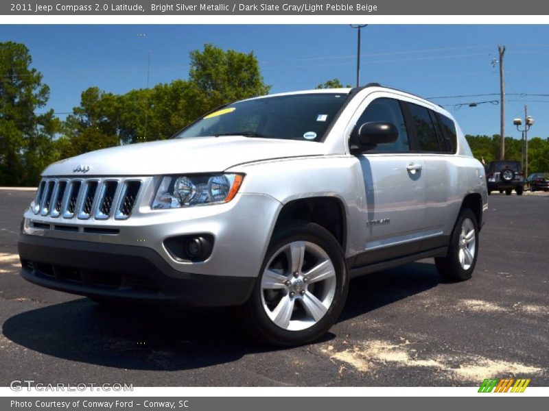 Bright Silver Metallic / Dark Slate Gray/Light Pebble Beige 2011 Jeep Compass 2.0 Latitude