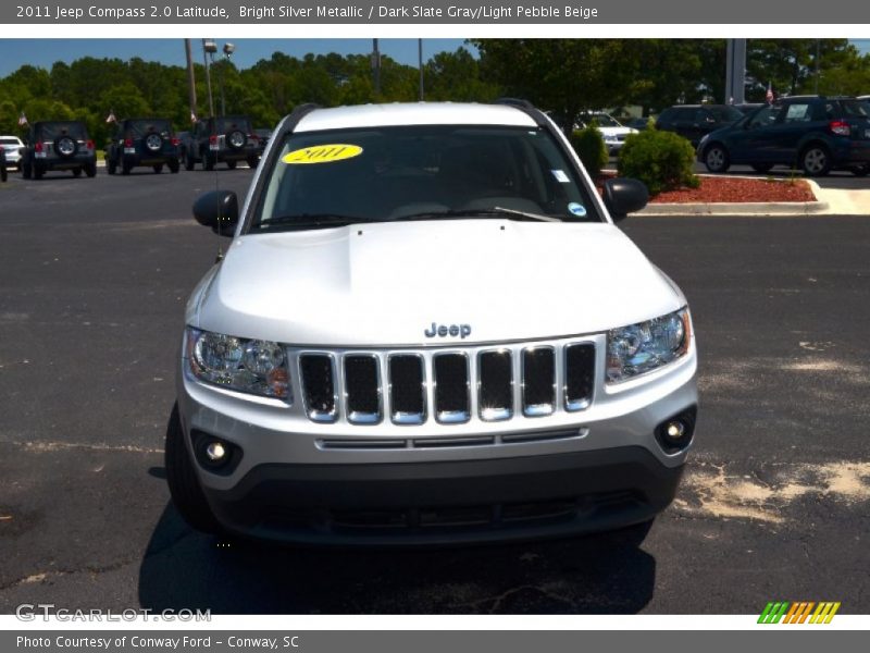 Bright Silver Metallic / Dark Slate Gray/Light Pebble Beige 2011 Jeep Compass 2.0 Latitude