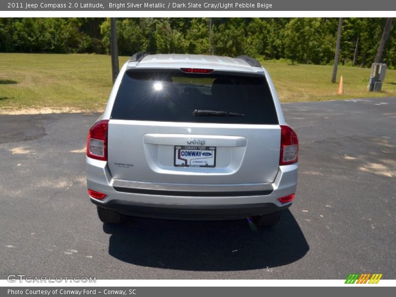 Bright Silver Metallic / Dark Slate Gray/Light Pebble Beige 2011 Jeep Compass 2.0 Latitude