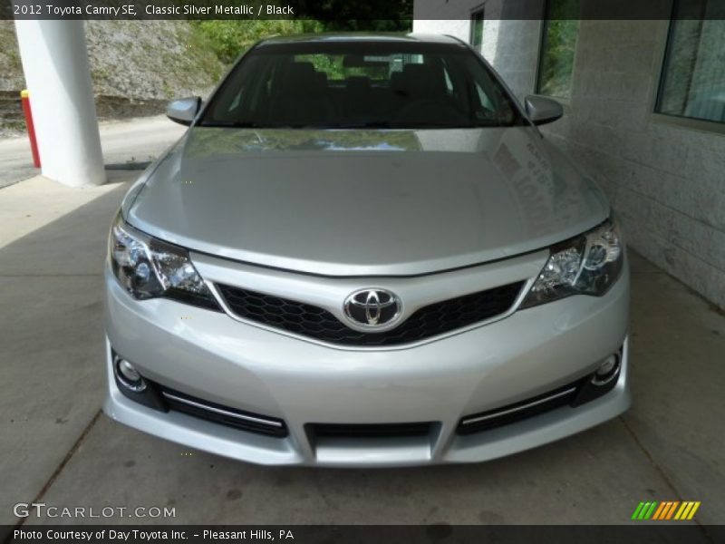 Classic Silver Metallic / Black 2012 Toyota Camry SE