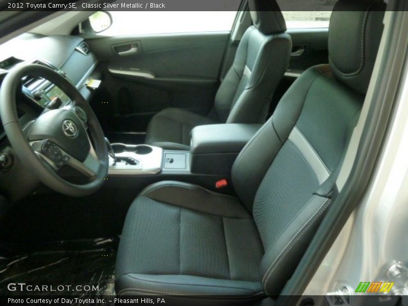 Classic Silver Metallic / Black 2012 Toyota Camry SE