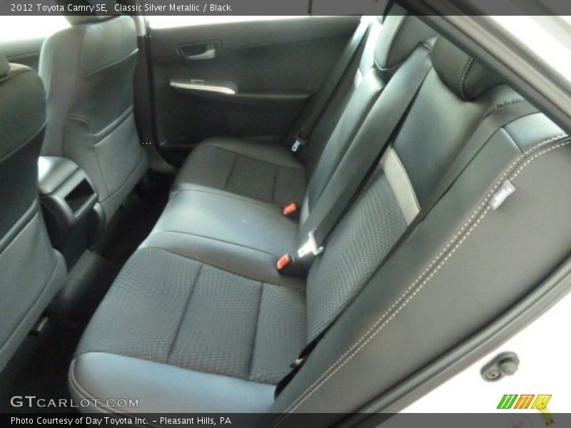 Classic Silver Metallic / Black 2012 Toyota Camry SE