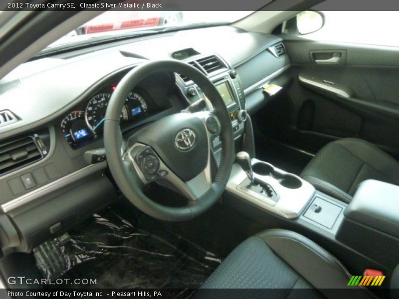 Classic Silver Metallic / Black 2012 Toyota Camry SE