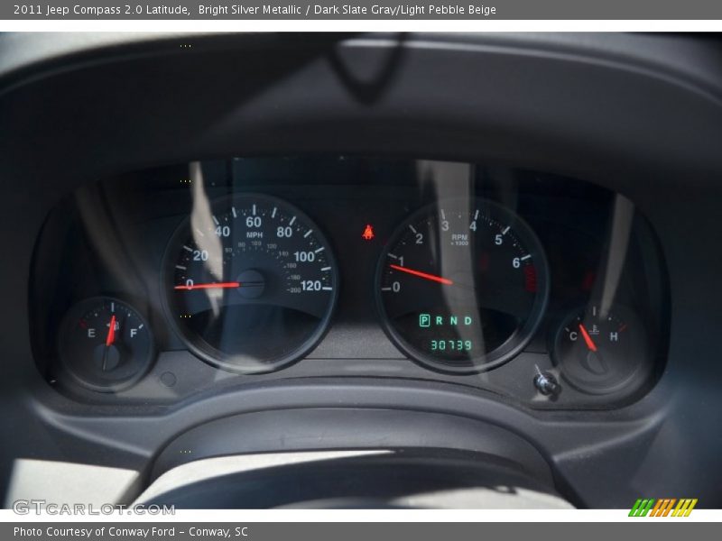 Bright Silver Metallic / Dark Slate Gray/Light Pebble Beige 2011 Jeep Compass 2.0 Latitude