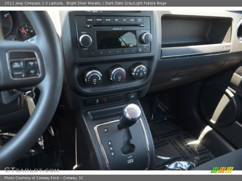 Bright Silver Metallic / Dark Slate Gray/Light Pebble Beige 2011 Jeep Compass 2.0 Latitude