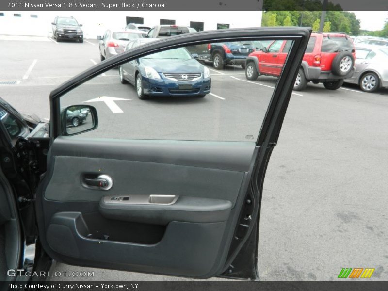 Super Black / Charcoal 2011 Nissan Versa 1.8 S Sedan