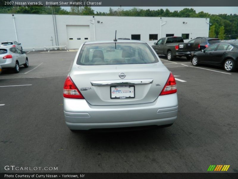 Brilliant Silver Metallic / Charcoal 2007 Nissan Versa SL