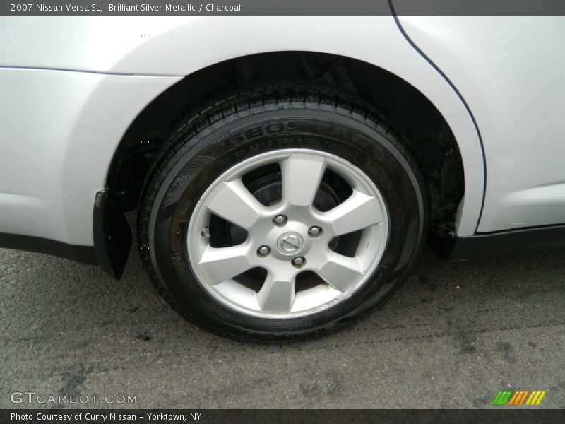 Brilliant Silver Metallic / Charcoal 2007 Nissan Versa SL