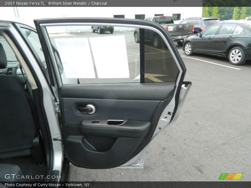 Brilliant Silver Metallic / Charcoal 2007 Nissan Versa SL