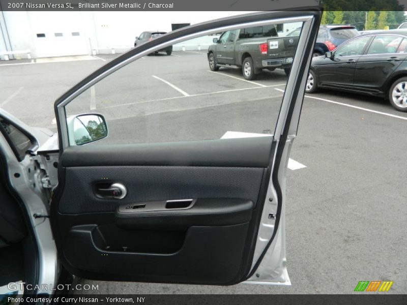 Brilliant Silver Metallic / Charcoal 2007 Nissan Versa SL