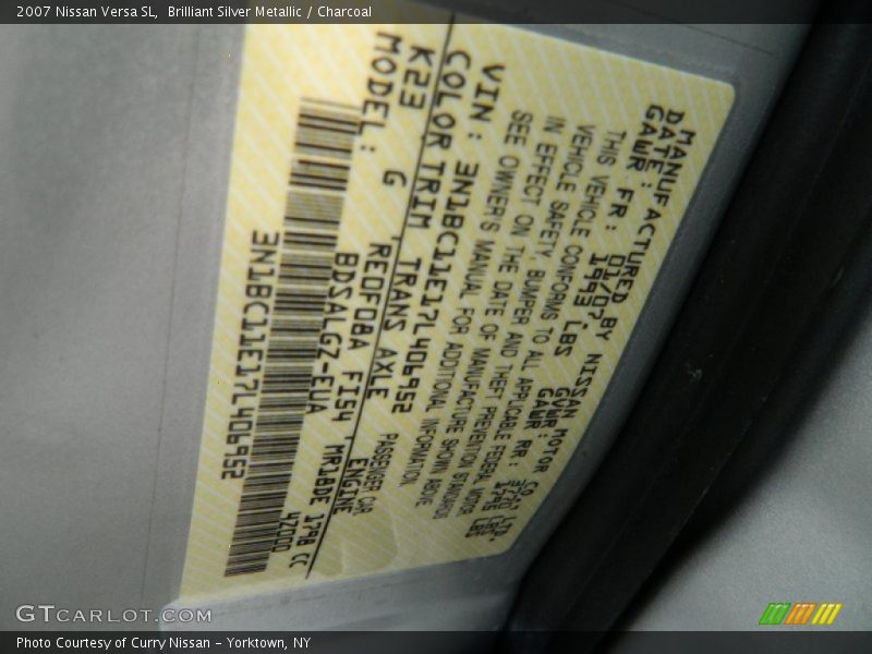 Brilliant Silver Metallic / Charcoal 2007 Nissan Versa SL