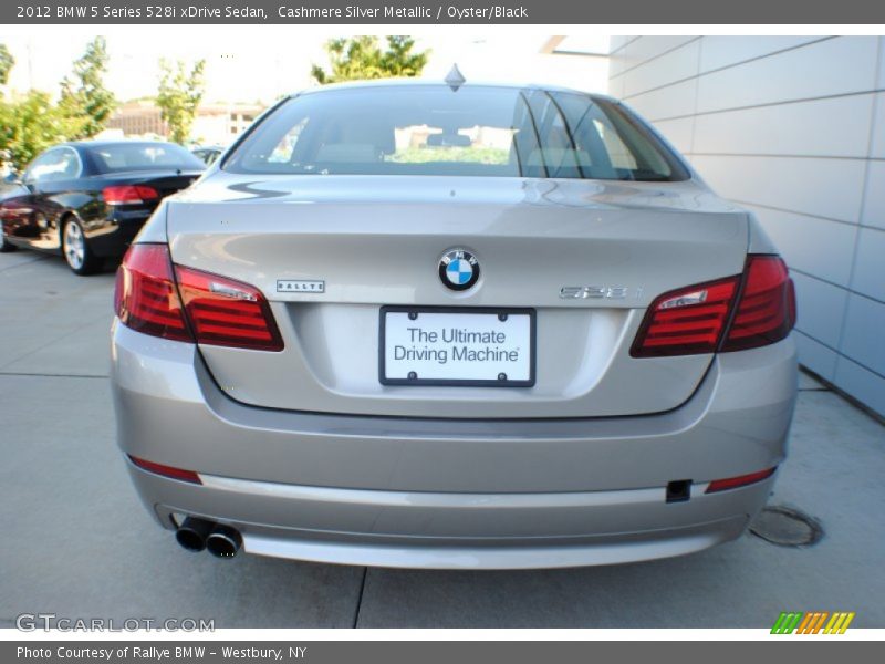 Cashmere Silver Metallic / Oyster/Black 2012 BMW 5 Series 528i xDrive Sedan
