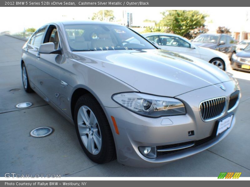 Cashmere Silver Metallic / Oyster/Black 2012 BMW 5 Series 528i xDrive Sedan