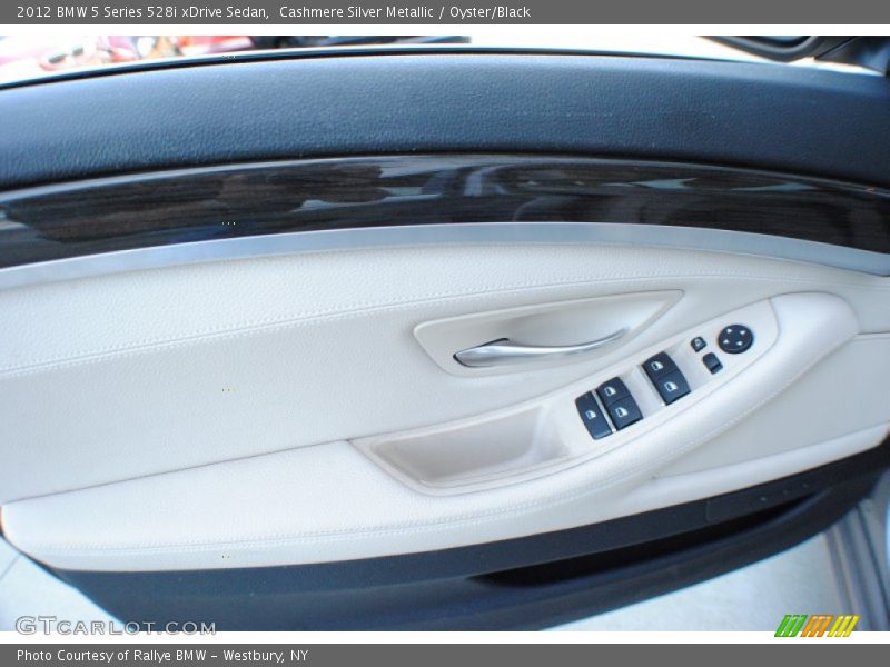 Cashmere Silver Metallic / Oyster/Black 2012 BMW 5 Series 528i xDrive Sedan