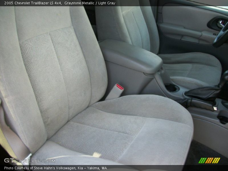 Graystone Metallic / Light Gray 2005 Chevrolet TrailBlazer LS 4x4