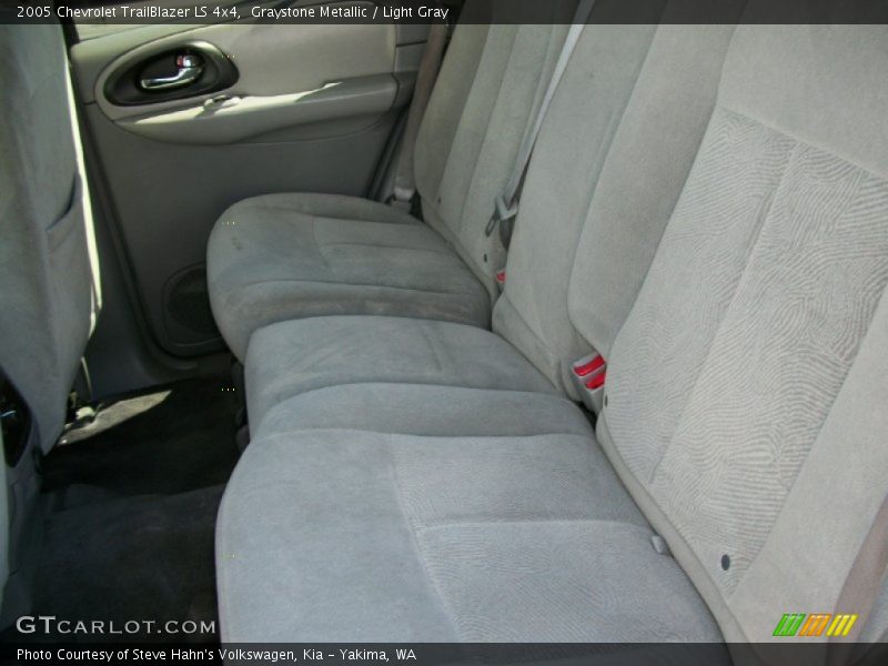 Graystone Metallic / Light Gray 2005 Chevrolet TrailBlazer LS 4x4