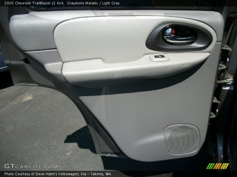 Graystone Metallic / Light Gray 2005 Chevrolet TrailBlazer LS 4x4