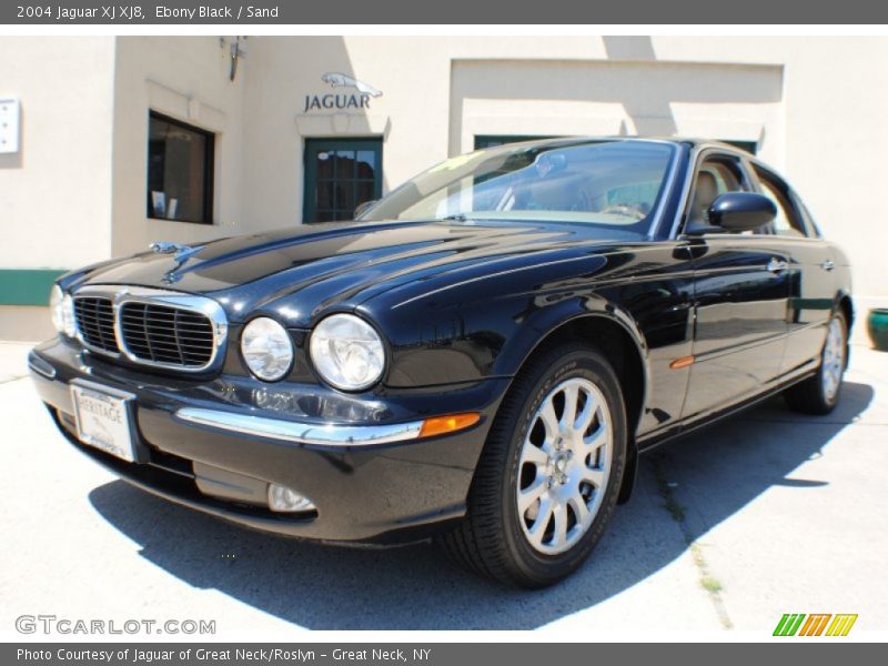 Ebony Black / Sand 2004 Jaguar XJ XJ8