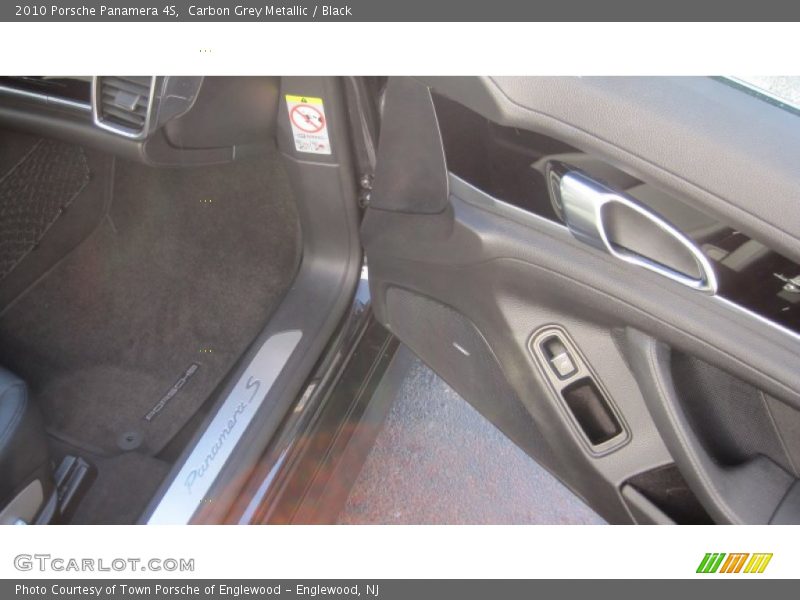 Carbon Grey Metallic / Black 2010 Porsche Panamera 4S