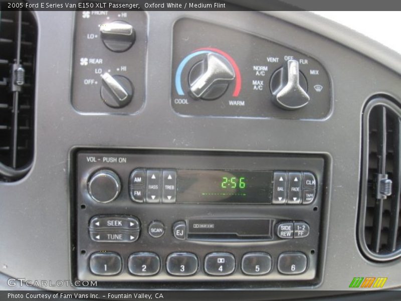 Controls of 2005 E Series Van E150 XLT Passenger