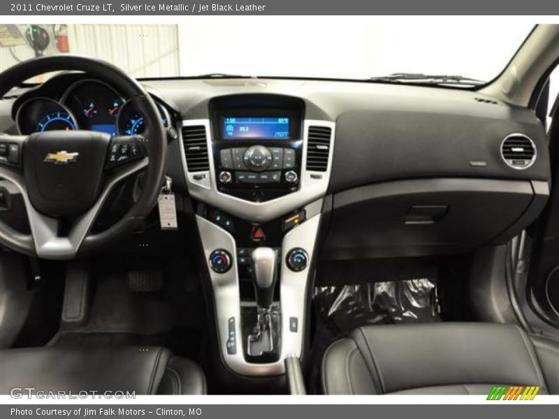 Silver Ice Metallic / Jet Black Leather 2011 Chevrolet Cruze LT
