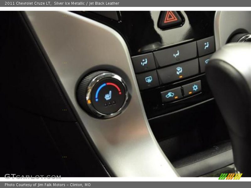 Silver Ice Metallic / Jet Black Leather 2011 Chevrolet Cruze LT