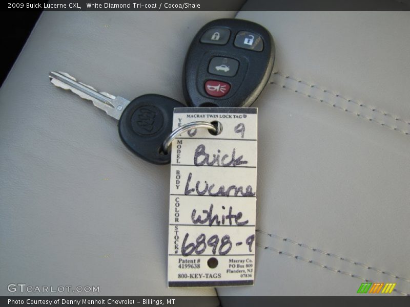 White Diamond Tri-coat / Cocoa/Shale 2009 Buick Lucerne CXL