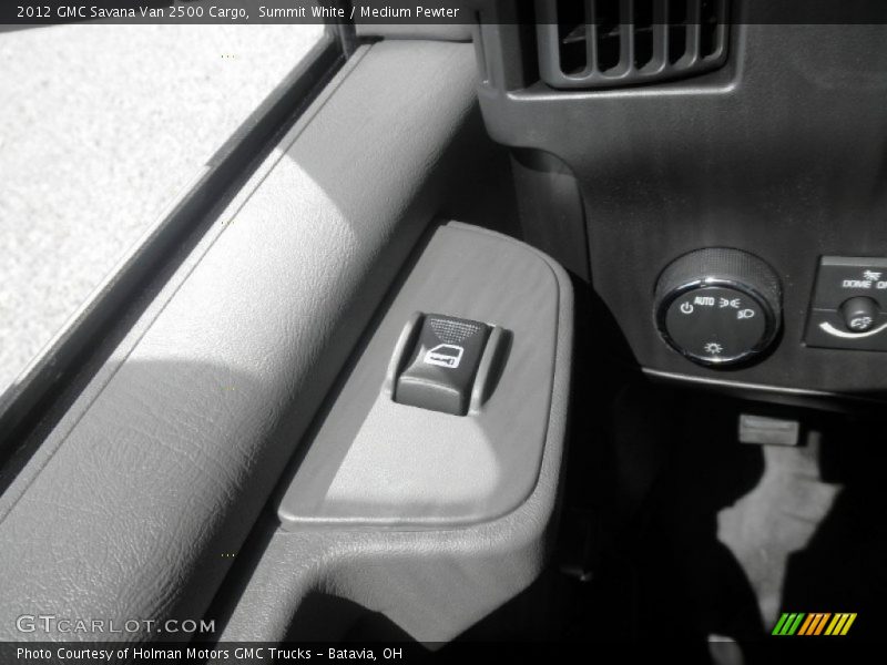 Summit White / Medium Pewter 2012 GMC Savana Van 2500 Cargo