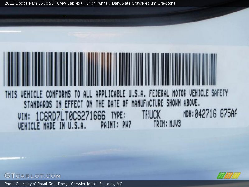 Bright White / Dark Slate Gray/Medium Graystone 2012 Dodge Ram 1500 SLT Crew Cab 4x4