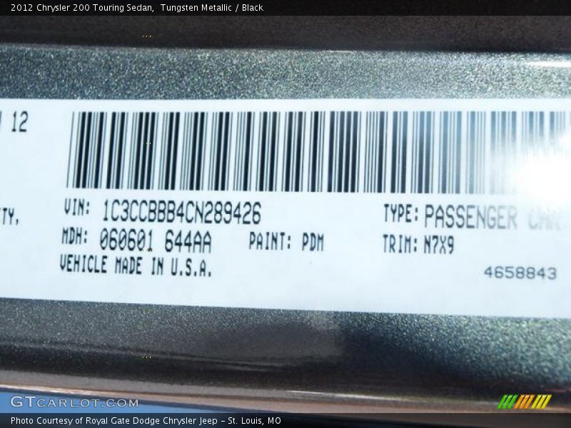 Tungsten Metallic / Black 2012 Chrysler 200 Touring Sedan